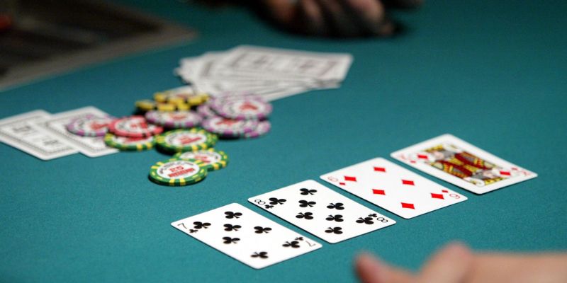 Giới hạn cố định thường được người chơi Poker ưa chuộng tại Hello88